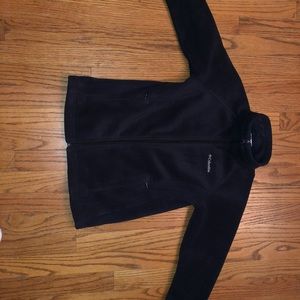 Columbia women’s sweatshirt